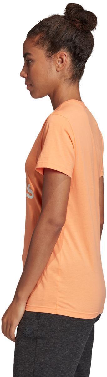 Must Haves Badge of Sport T-shirt