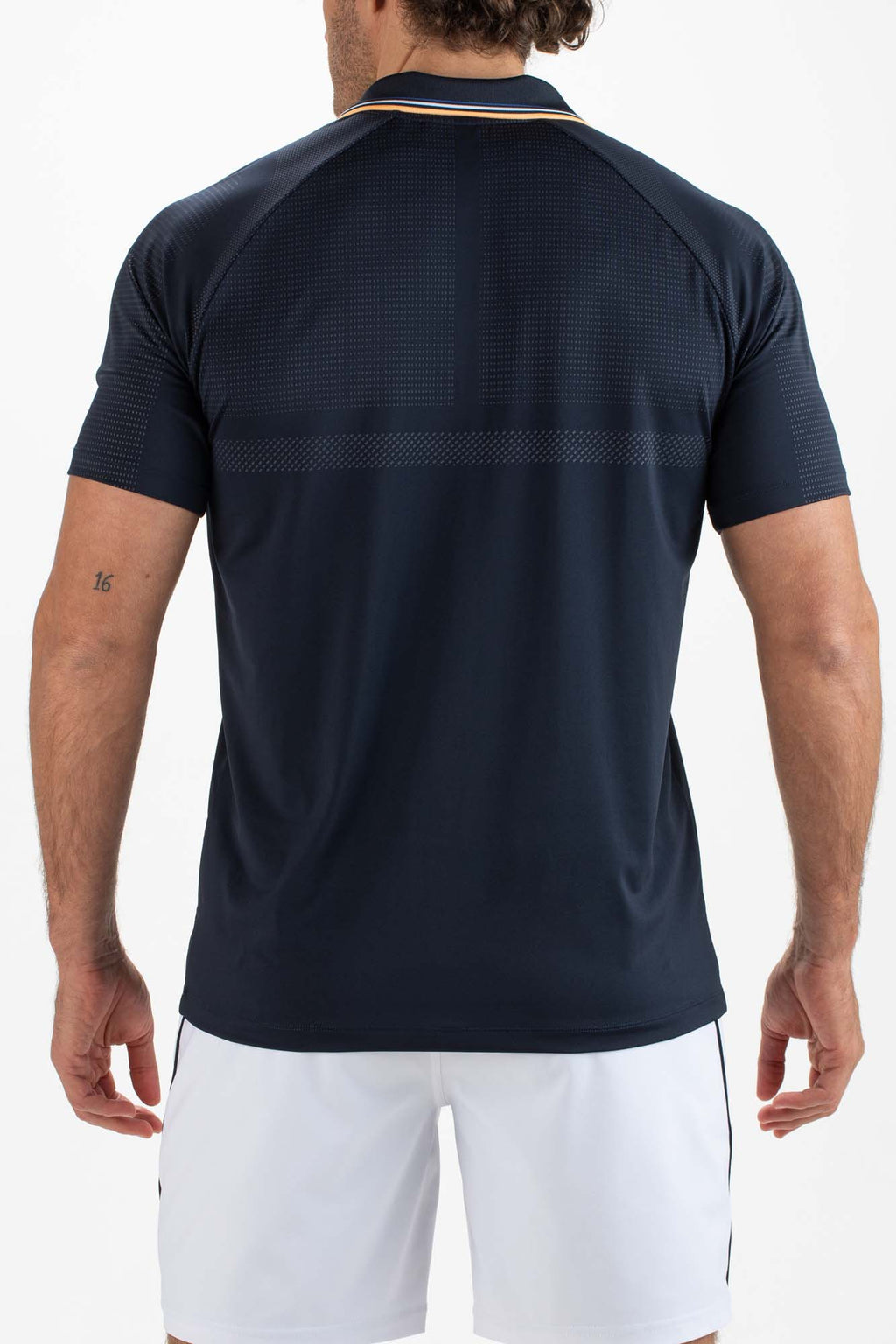 Javino tennispolo
