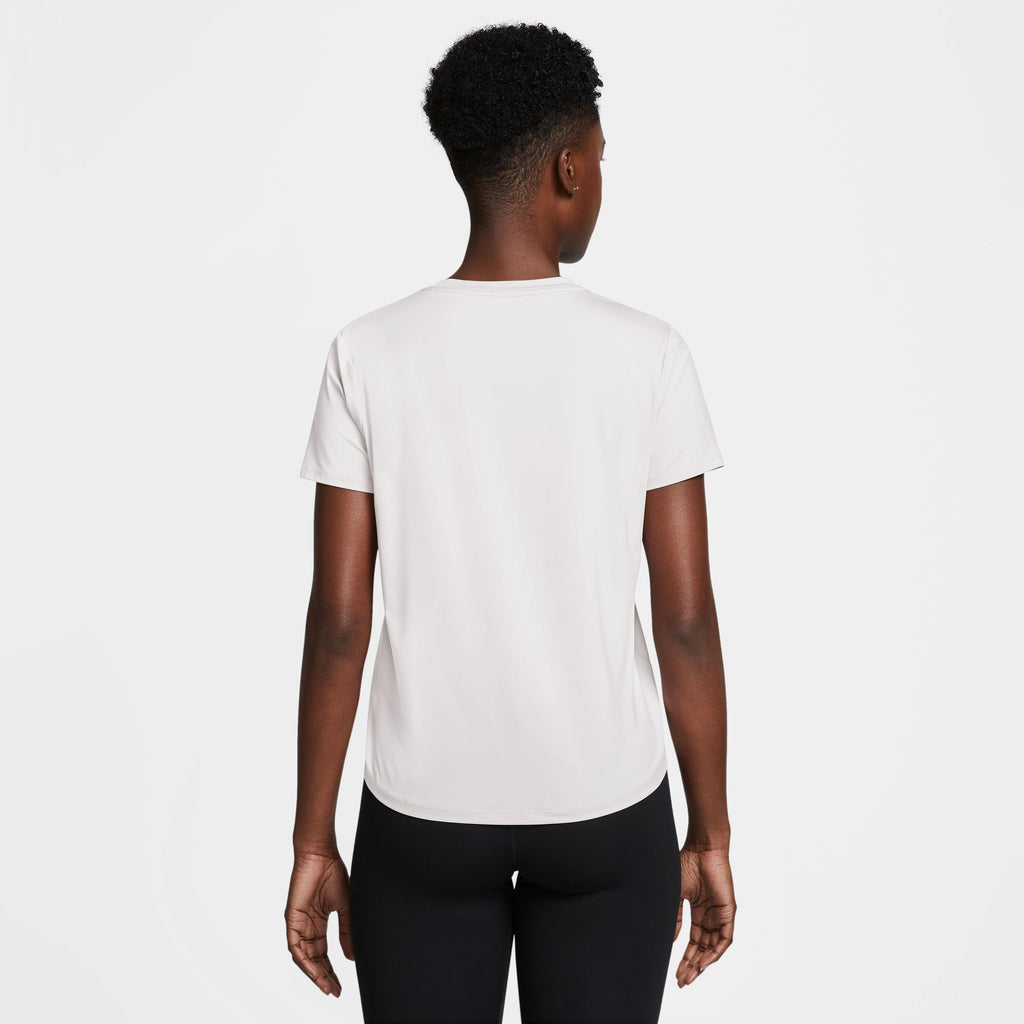 One Classic shortsleeve shirt