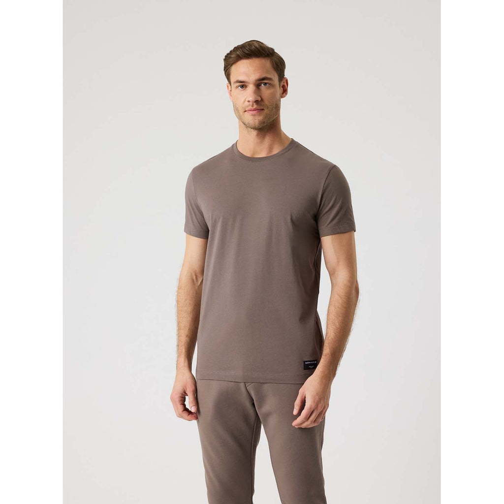 centre t-shirt