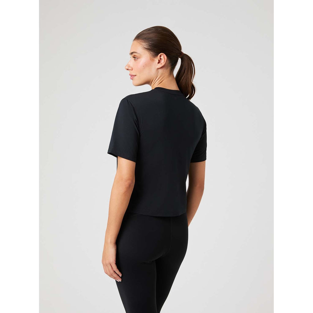 cropped t-shirt