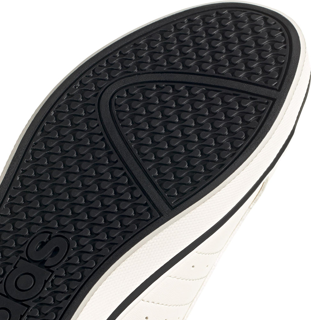Pace sneakers