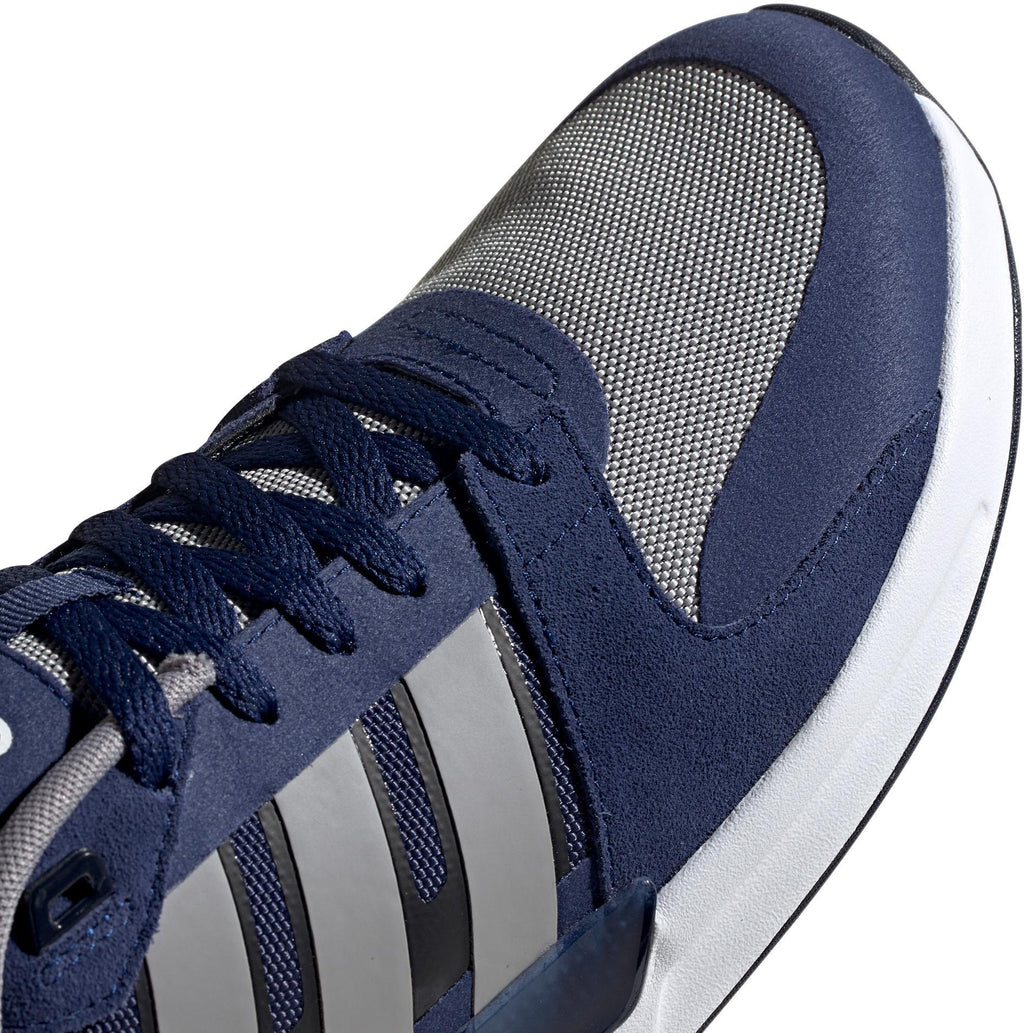 Run 90s sneakers