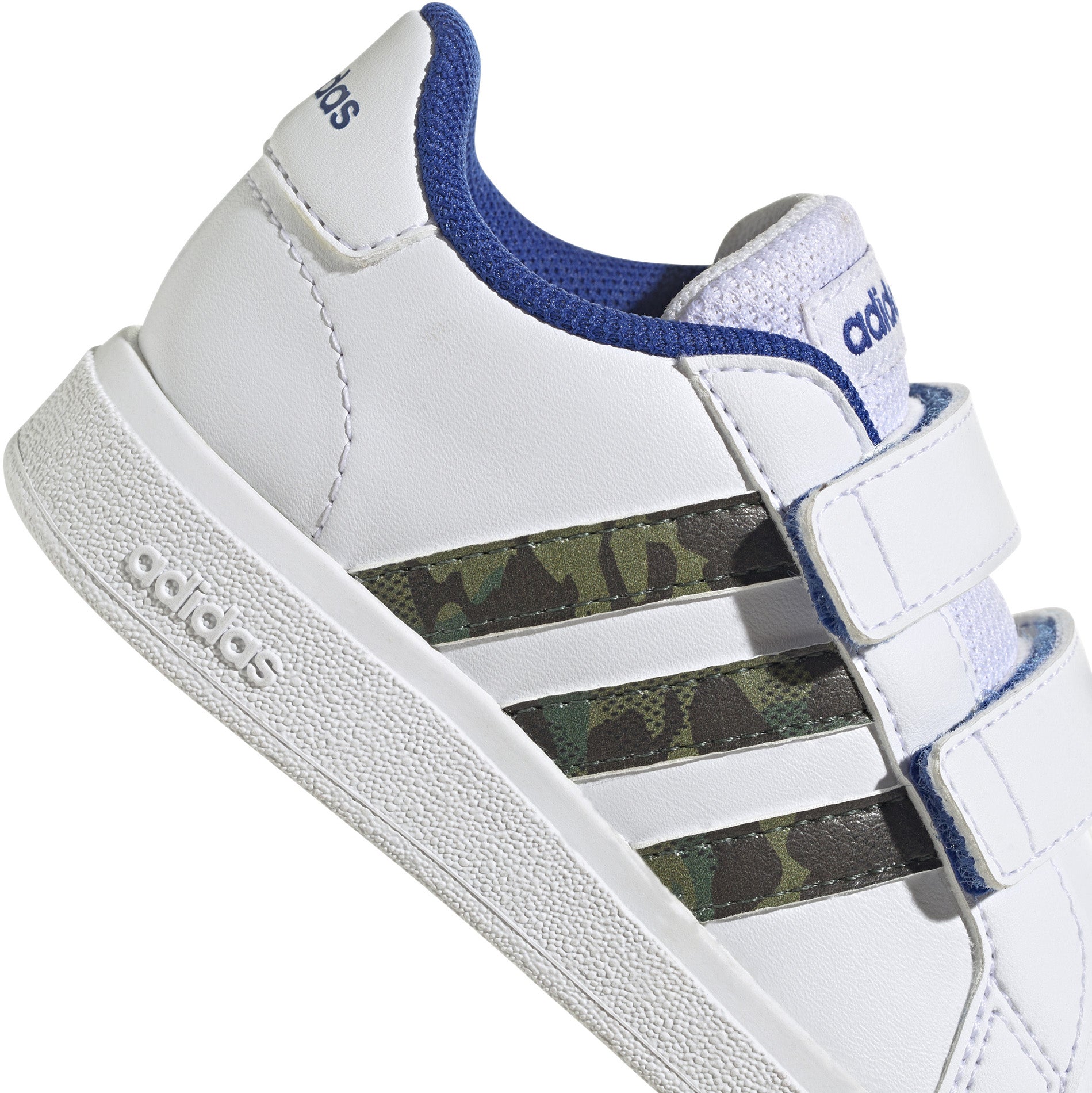 Grand Court Lifestyle sneakers