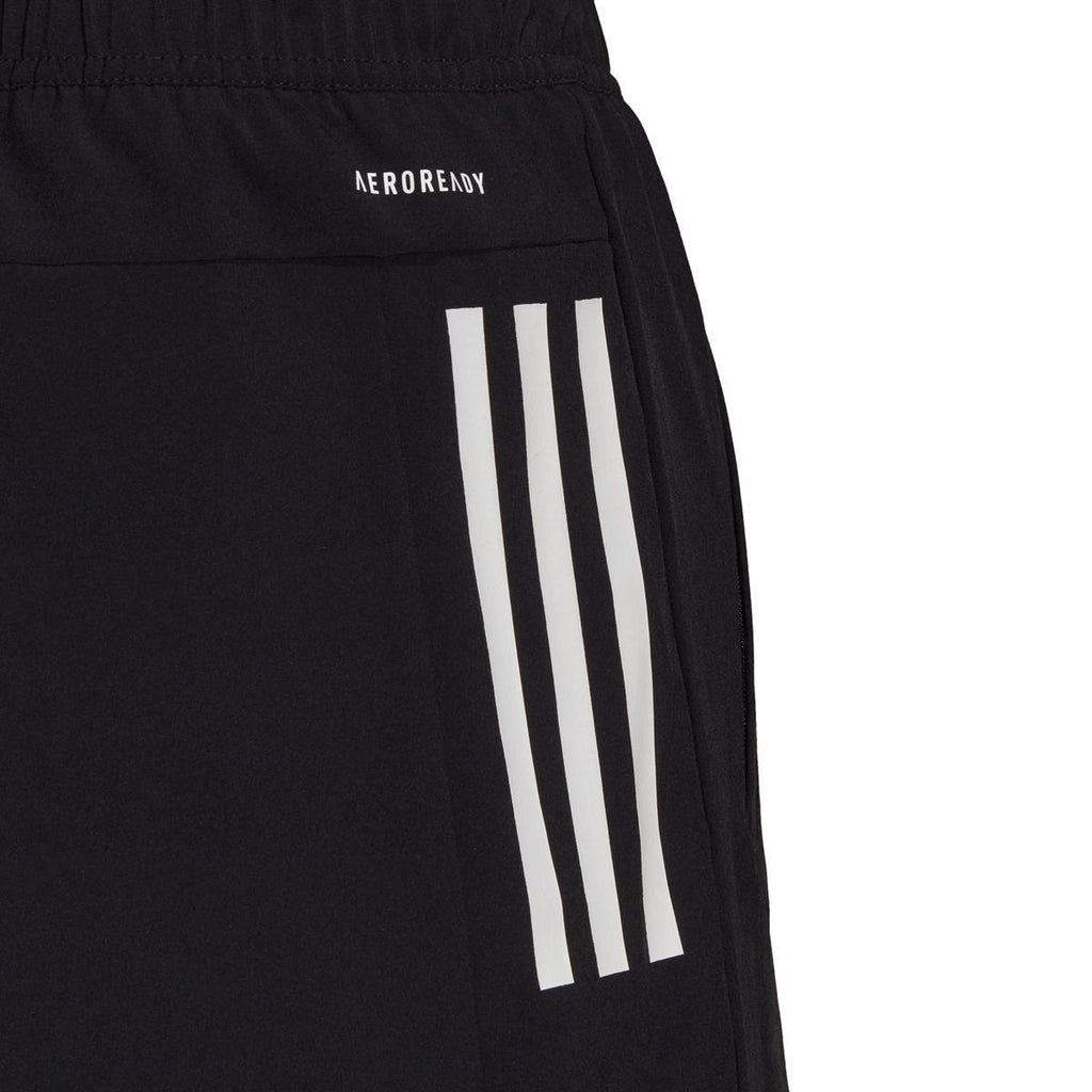 SHORTS. Short