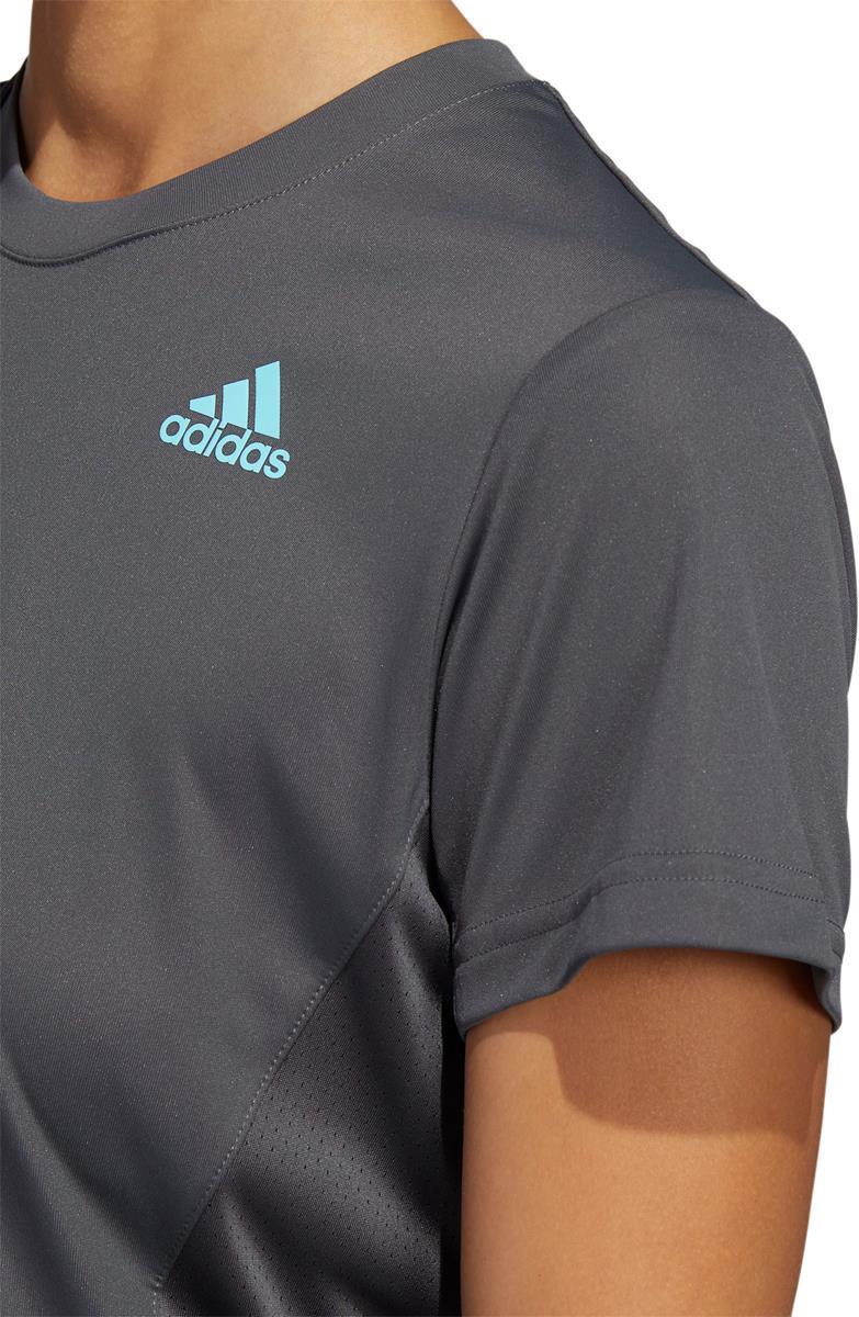 CLUB TEE. Tennisshirt