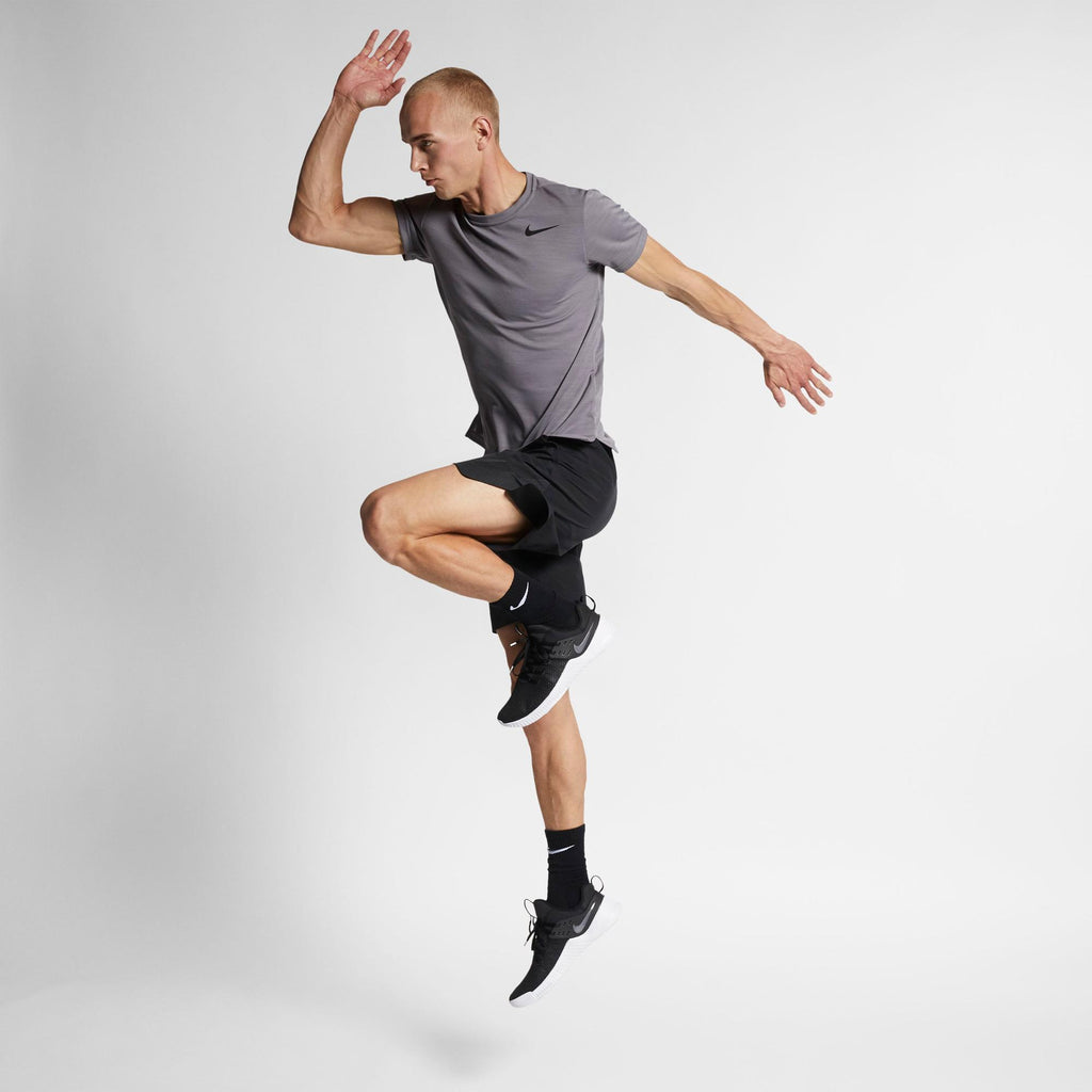 nike superset men's short-sleeve tr