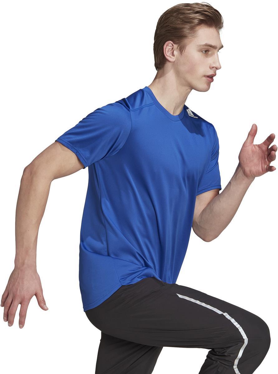 D4R TEE. Laufshirt