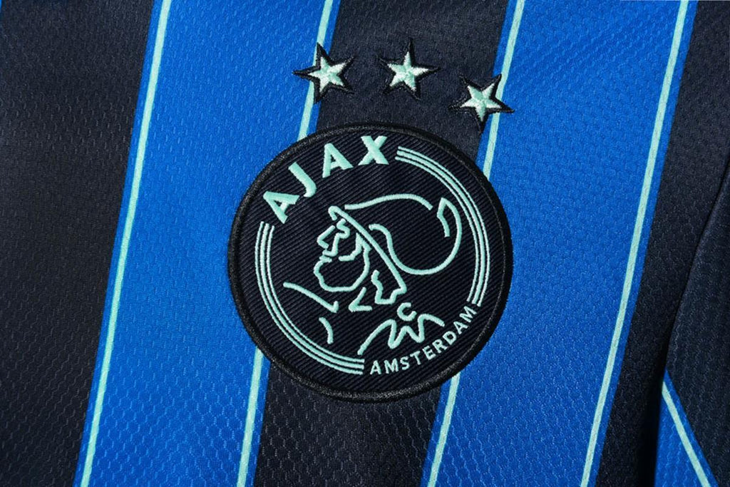 Ajax uitshirt 21/22