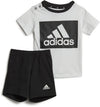 Essentials shirt en short setje