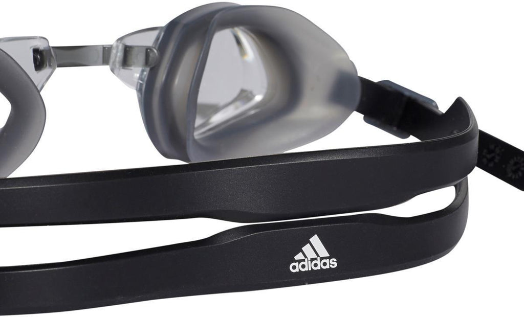 adidas Persistar Fit