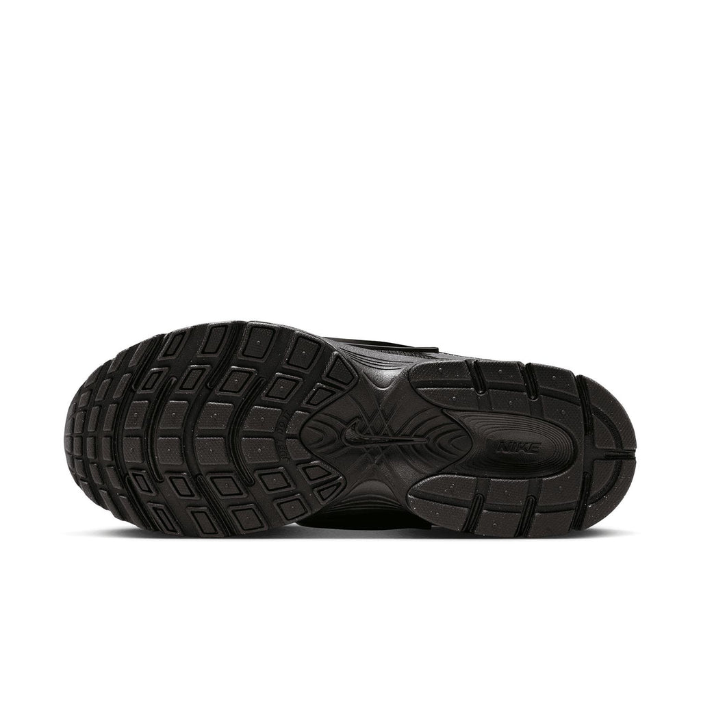 V5 RNR sneakers