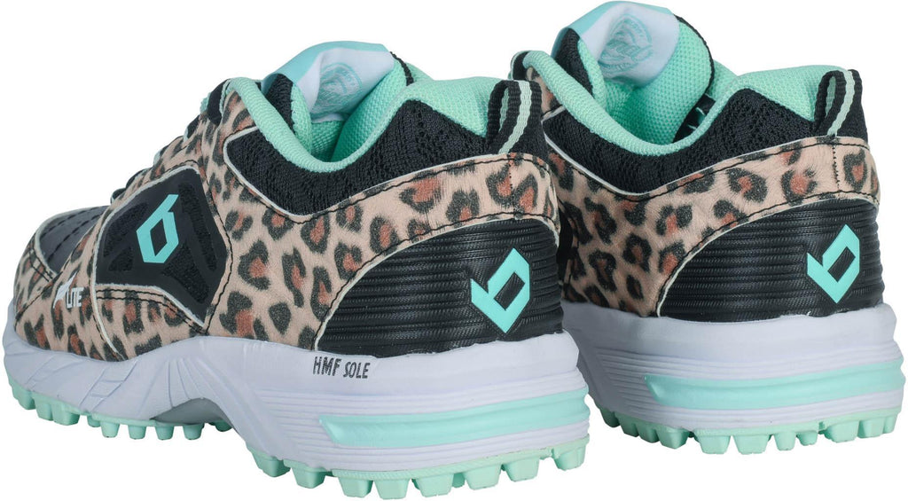 shoe tribute