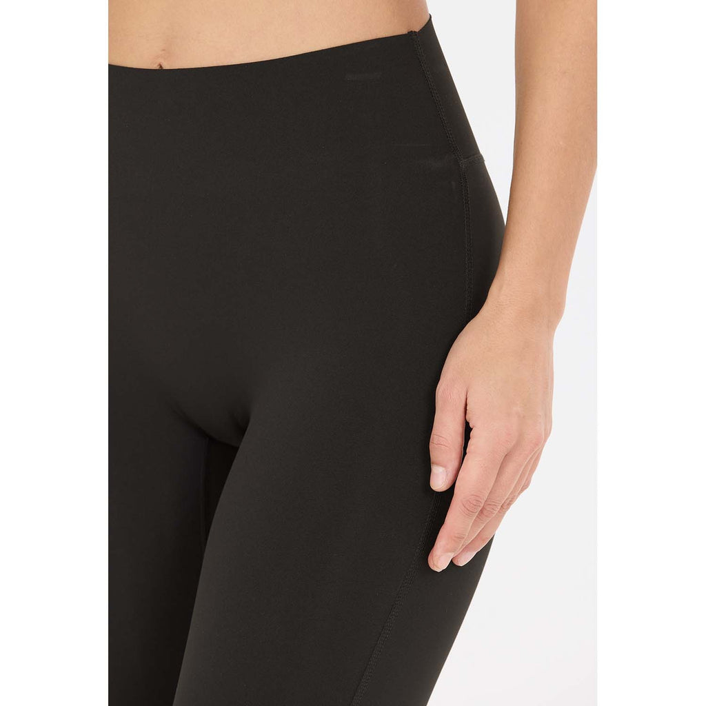 Eman  Tights training