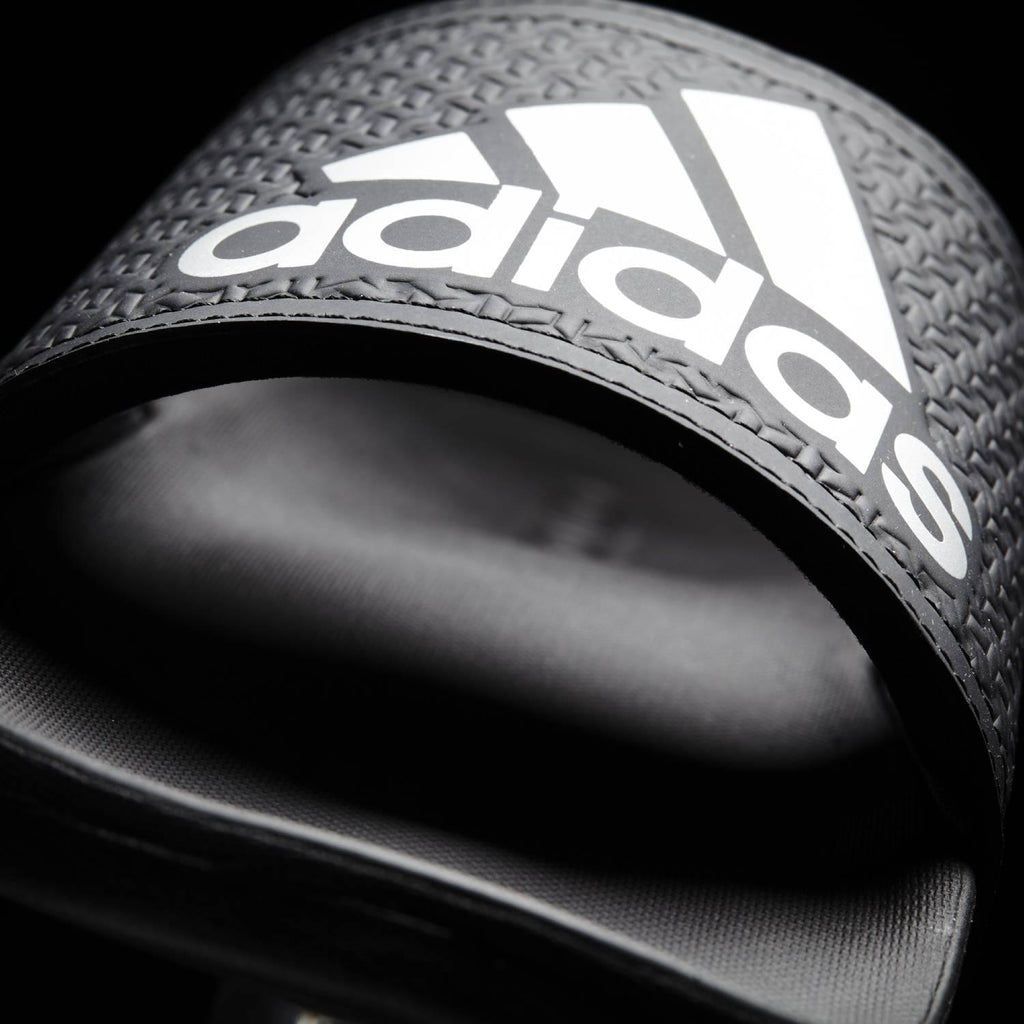 adilette Cloudfoam Plus slippers