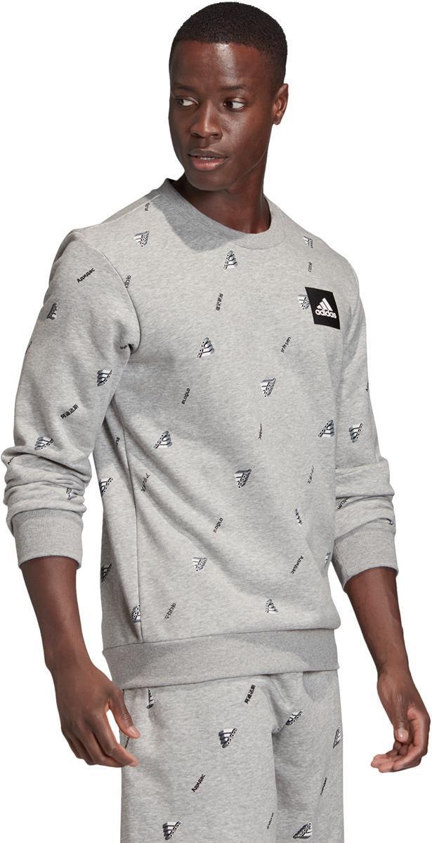 Must Haves Graphic sweater