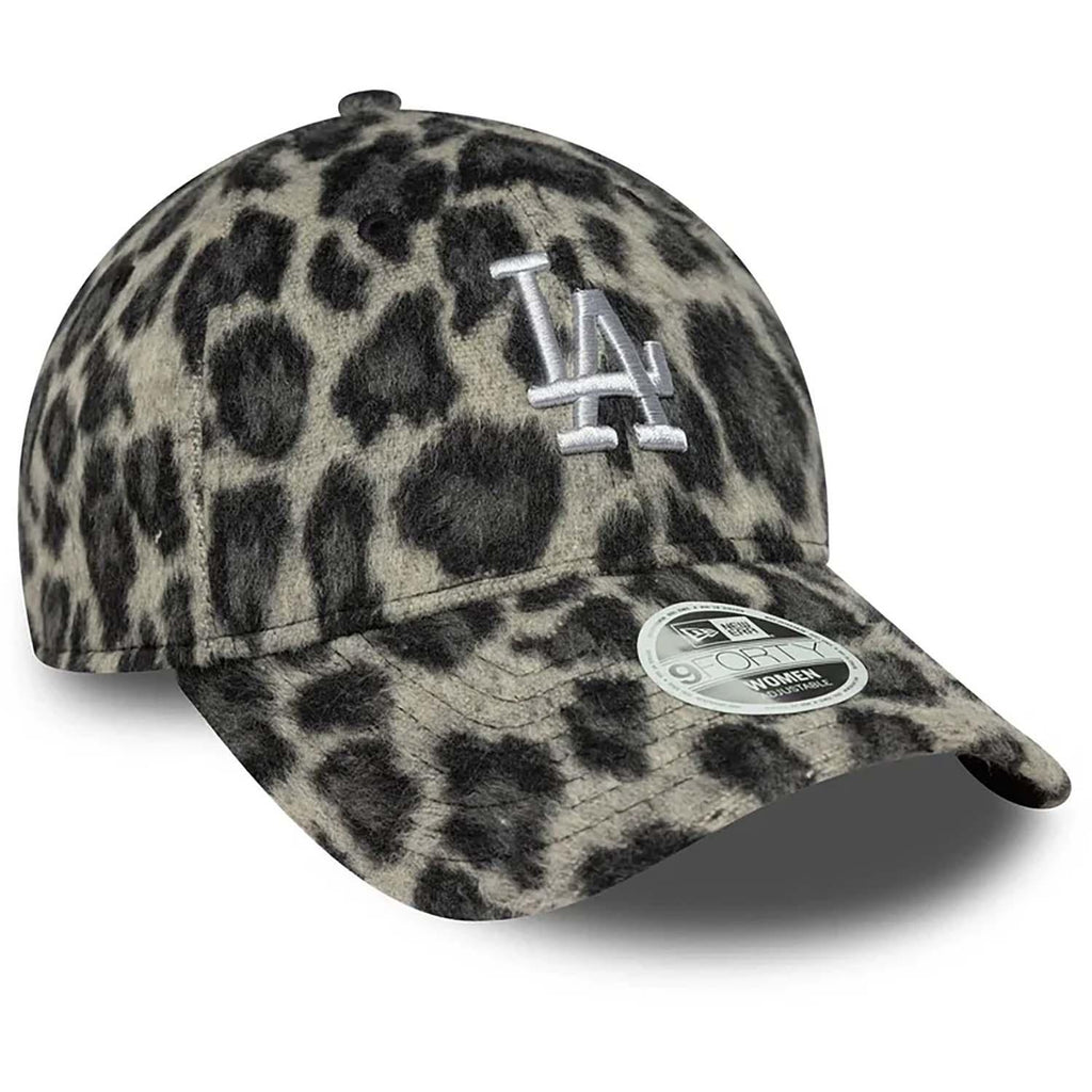 female cosy animal 9forty cap
