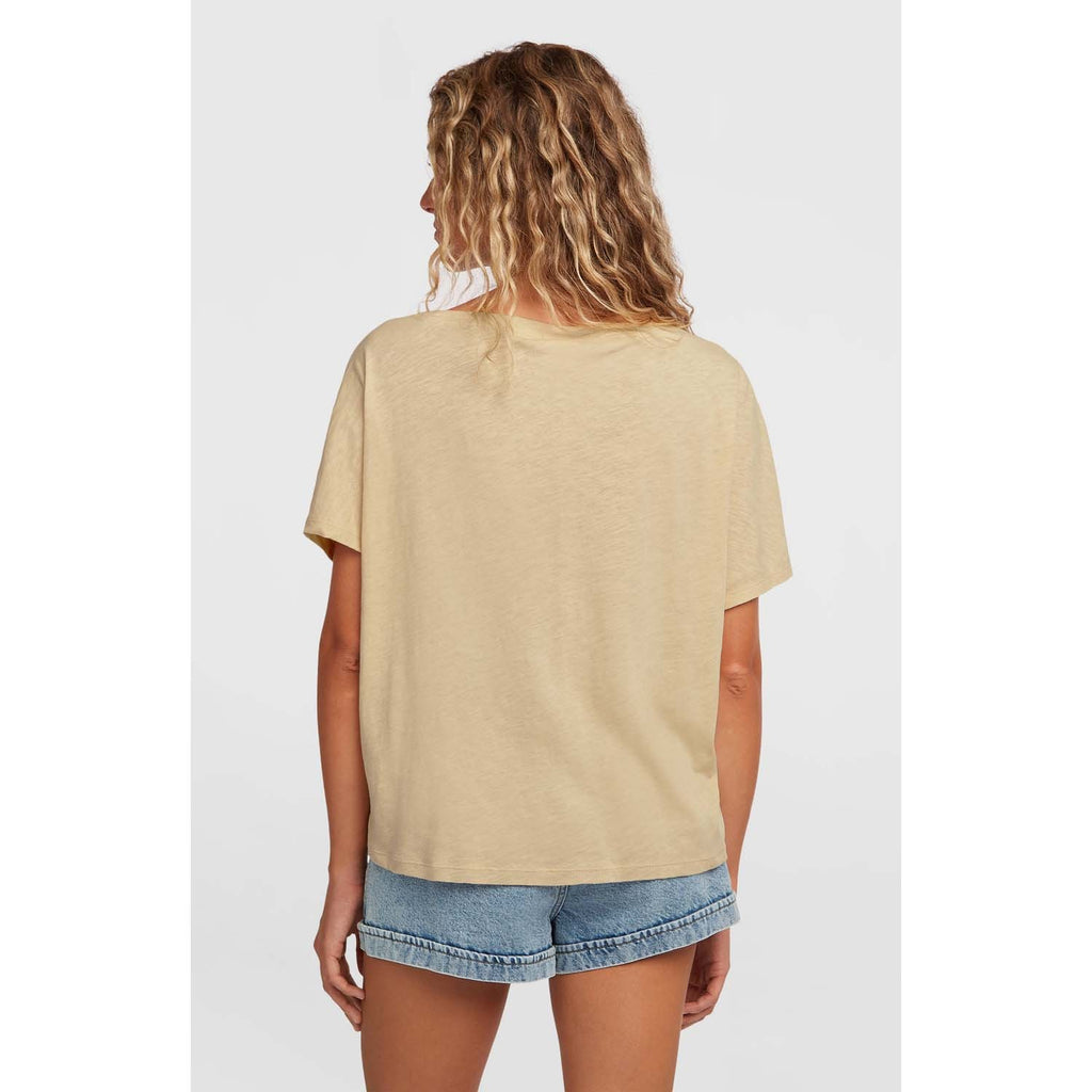 Essentials Script Scoop singlet strand