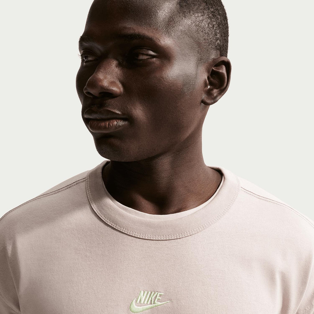 Sportswear Premium Essentials T-shirt