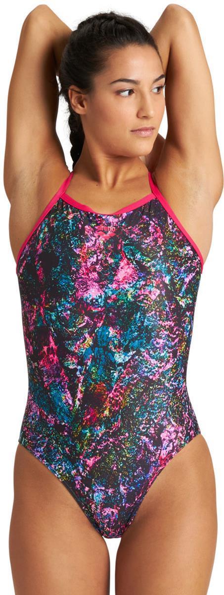 Arena W Mountains Light Drop Back O