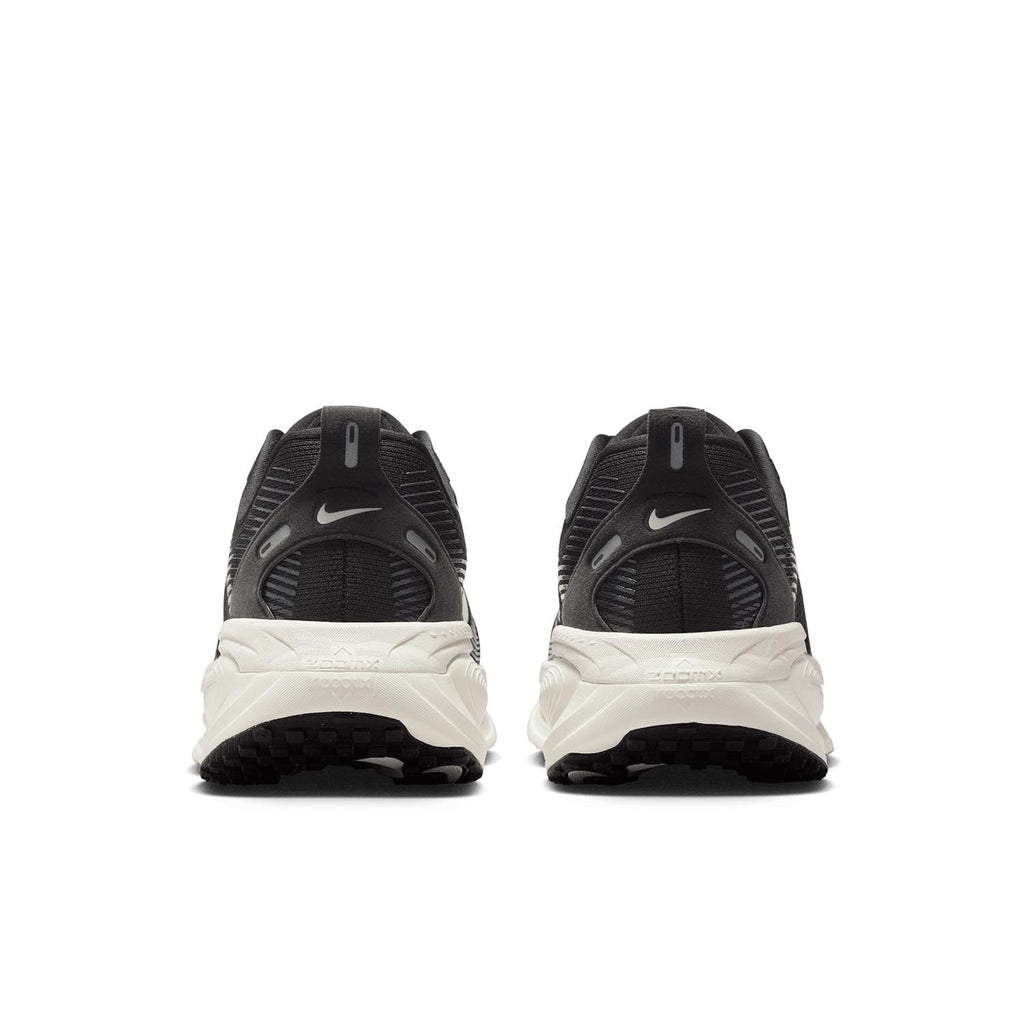 Vomero 18 Men's Road Running S  Hardloopschoenen
