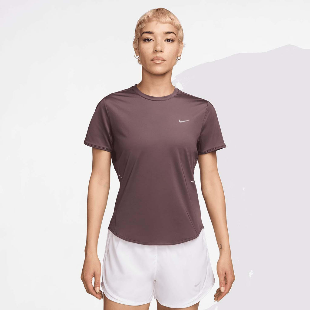 swift women's dri-fit short-sl