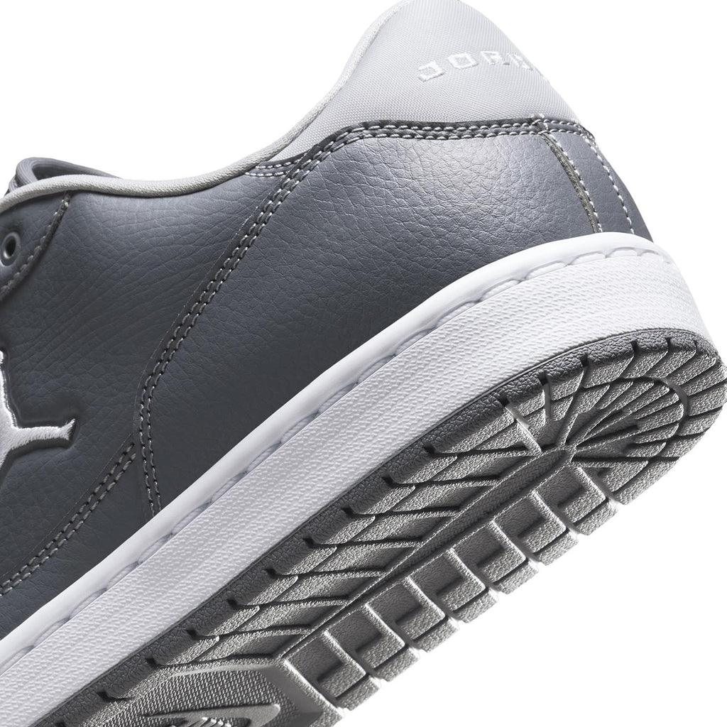 Jordan Court Connect Low Sneakers