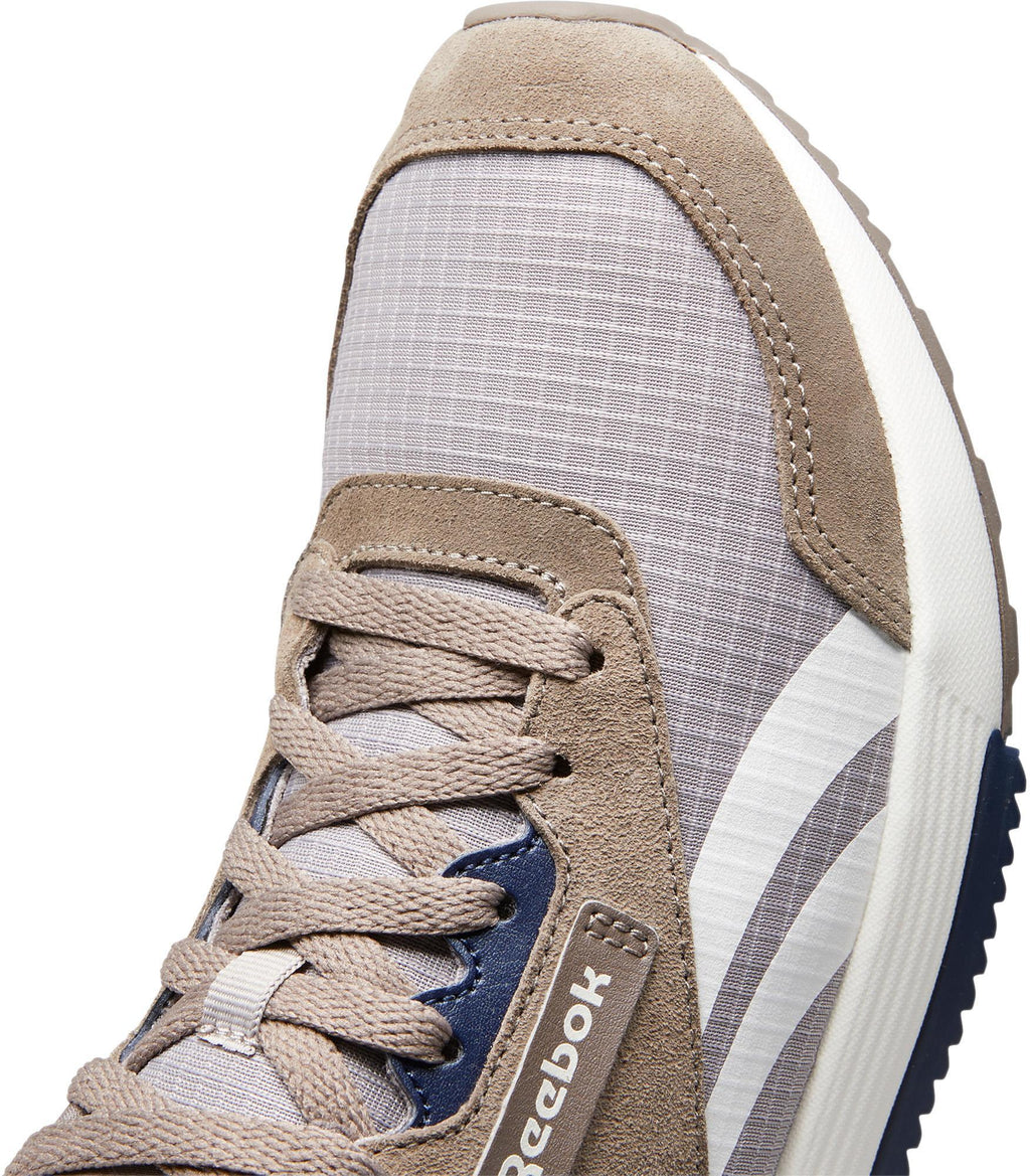 Reebok Tradition