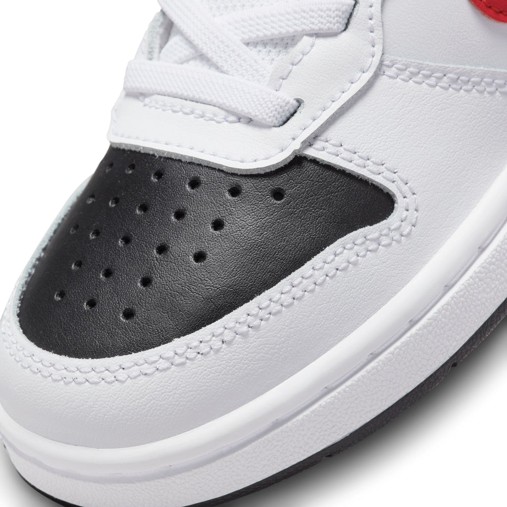 Court Borough Mid 2 sneakers