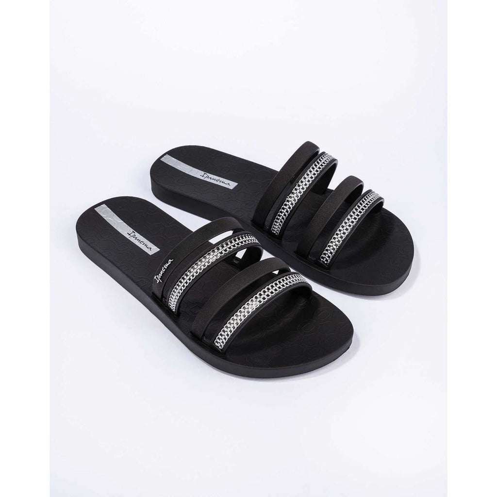 Mesh slippers