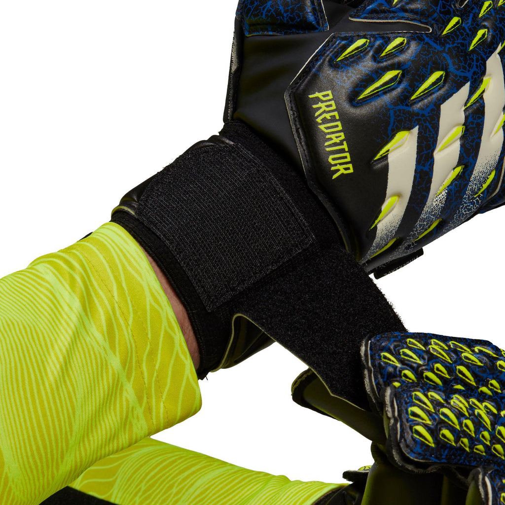 Predator Match Fingersave Keepershandschoenen
