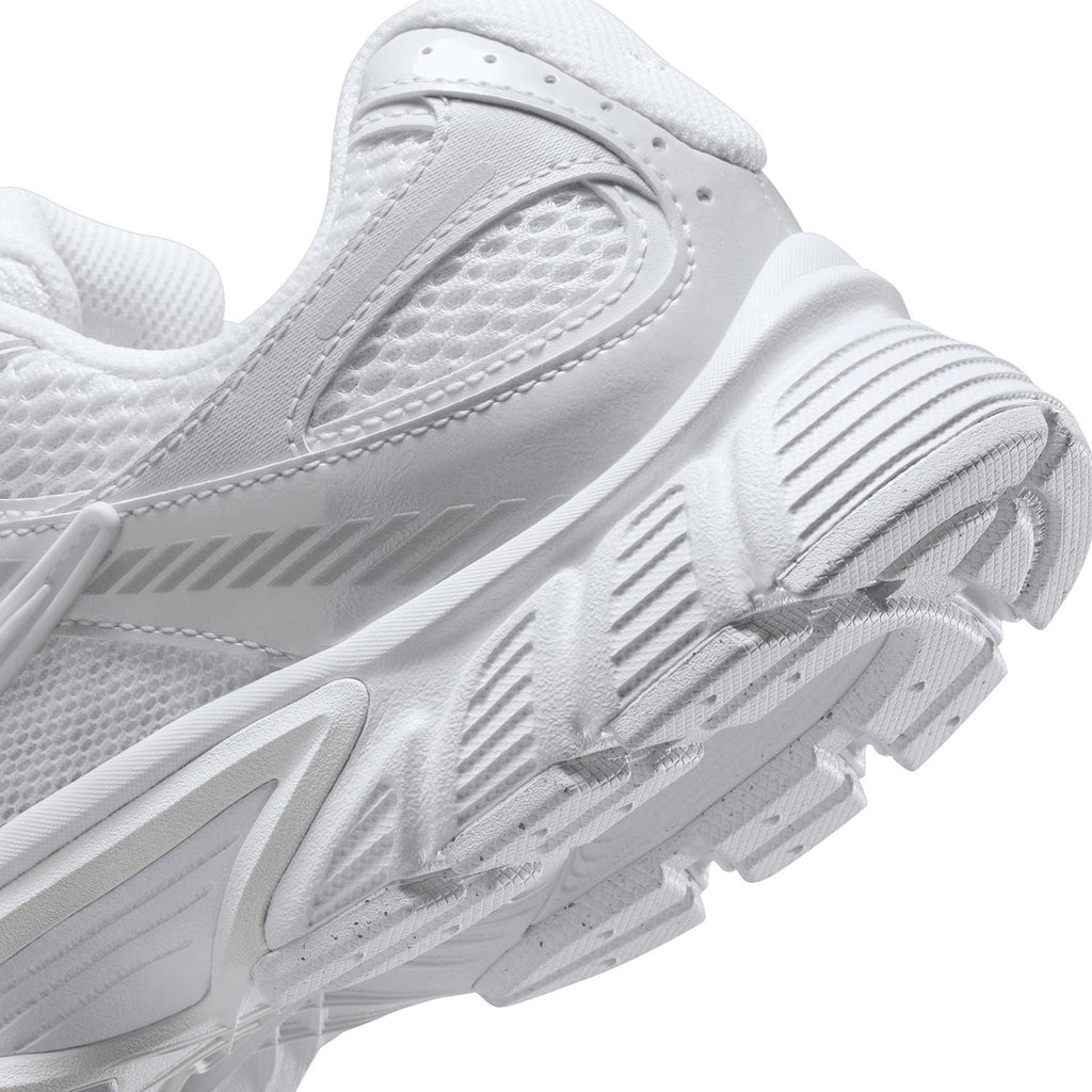 v5 rnr sneakers