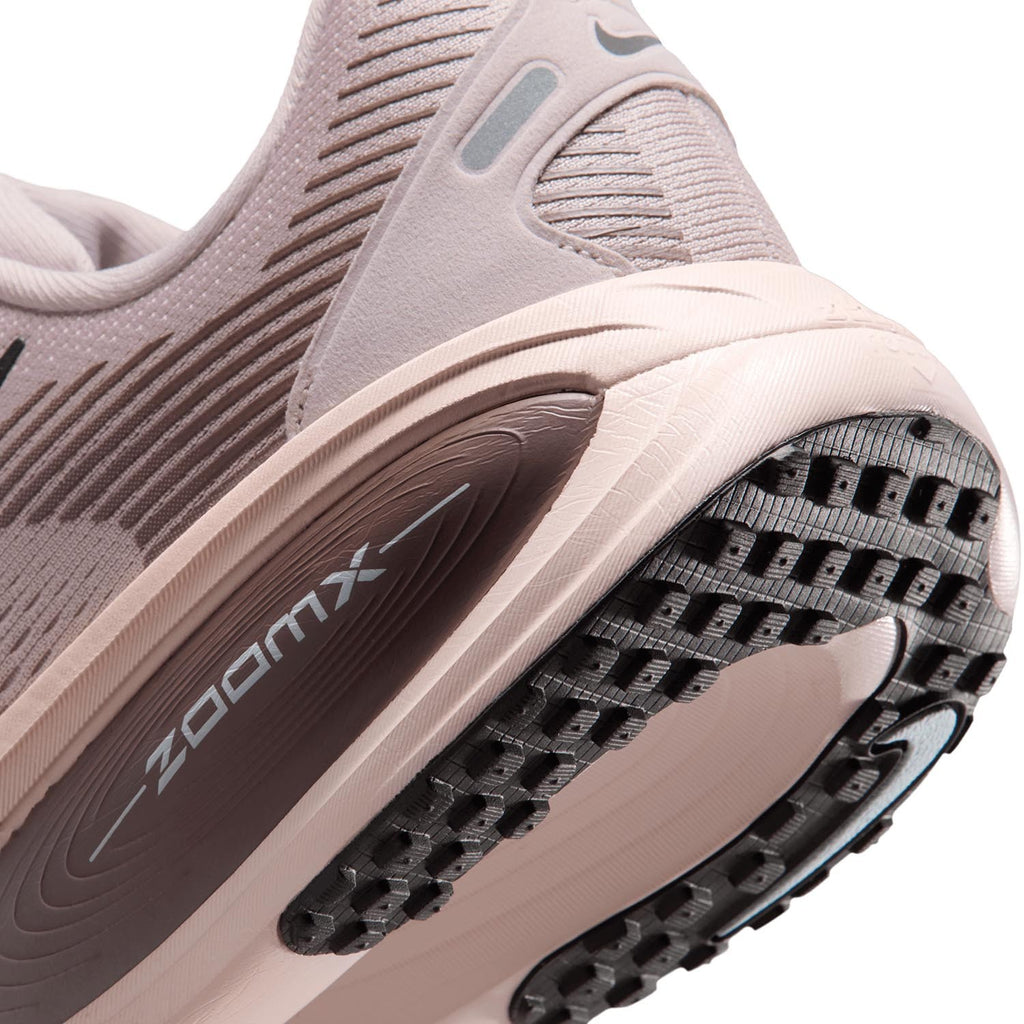 Vomero 18 Women's Road hardlopenschoen nt