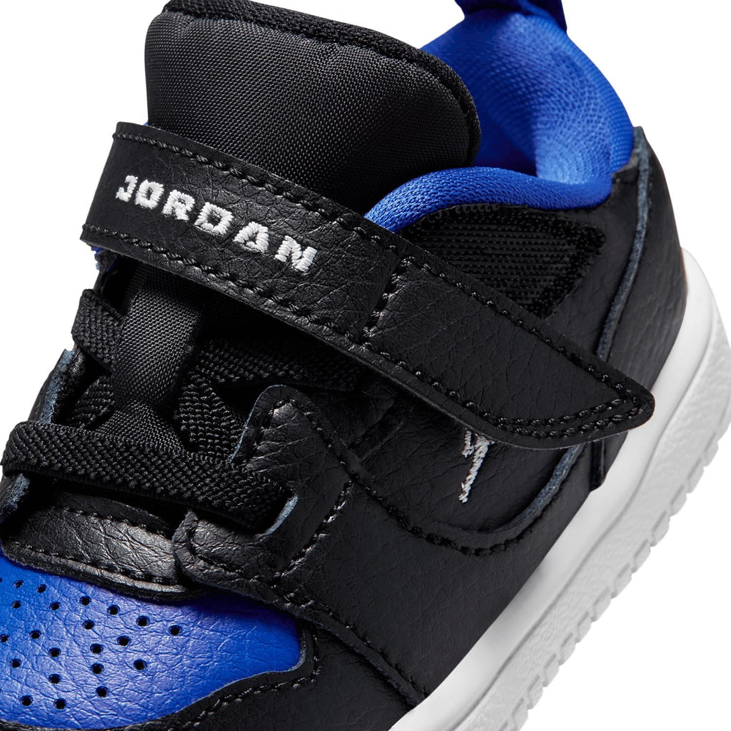 Jordan Court Connect Low Sneakers