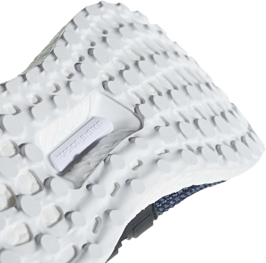 ULTRABOOST W