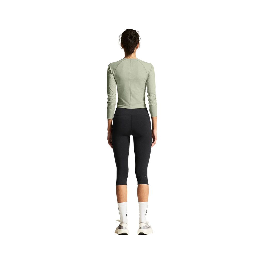 Essence Capri