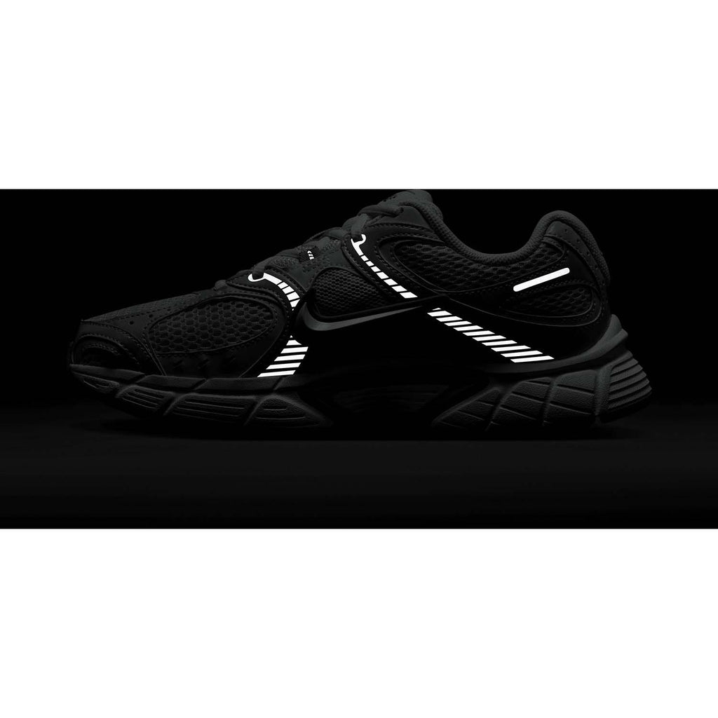 nike v5 rnr women's shoes