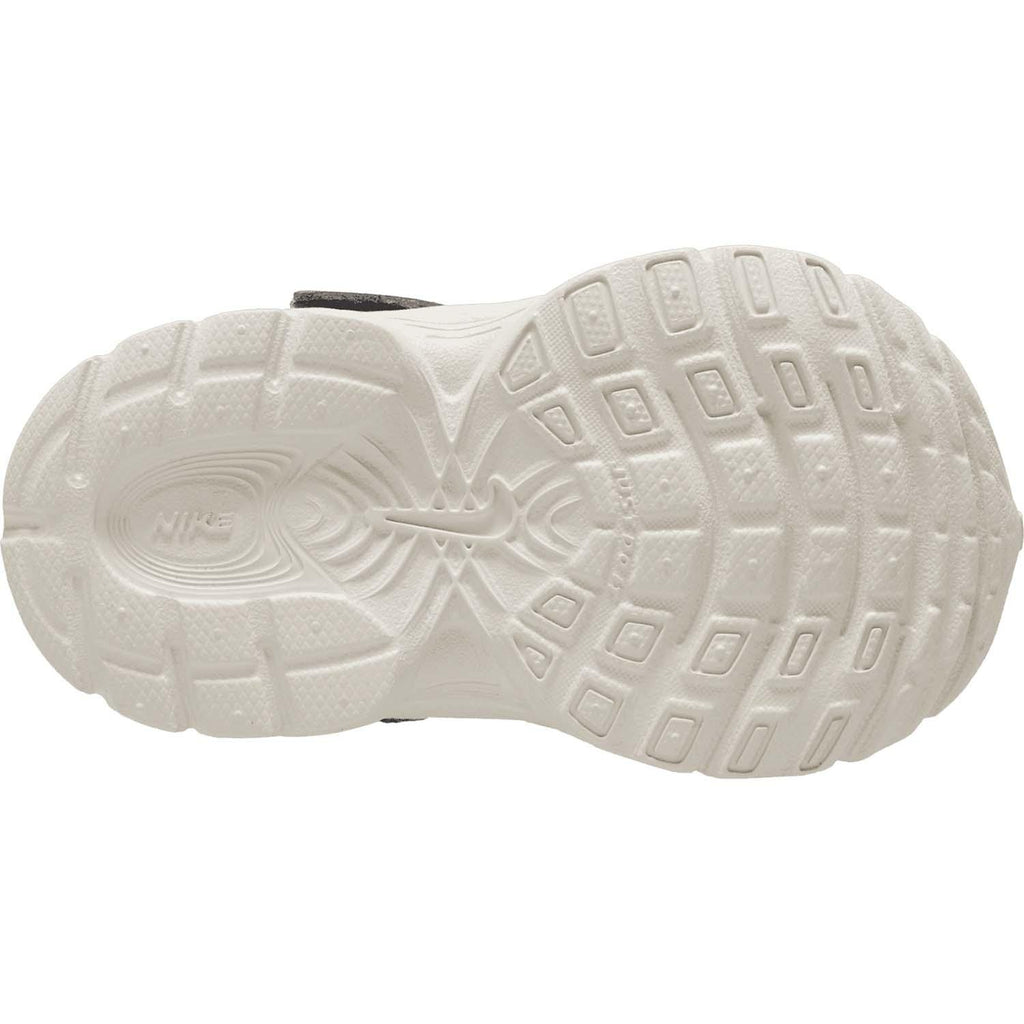 v5 runner baby/toddler shoes