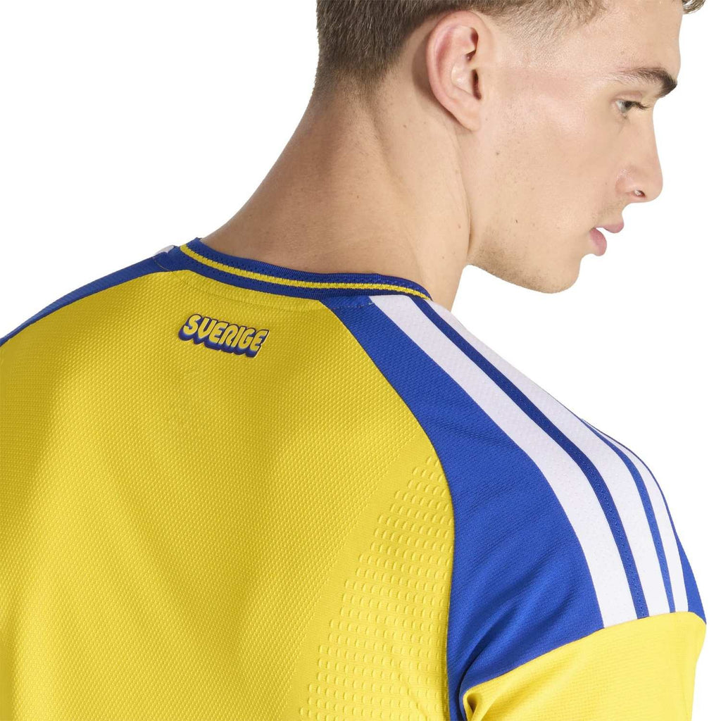 Sweden 26 Home Voetbalshirt Authentiek Replica