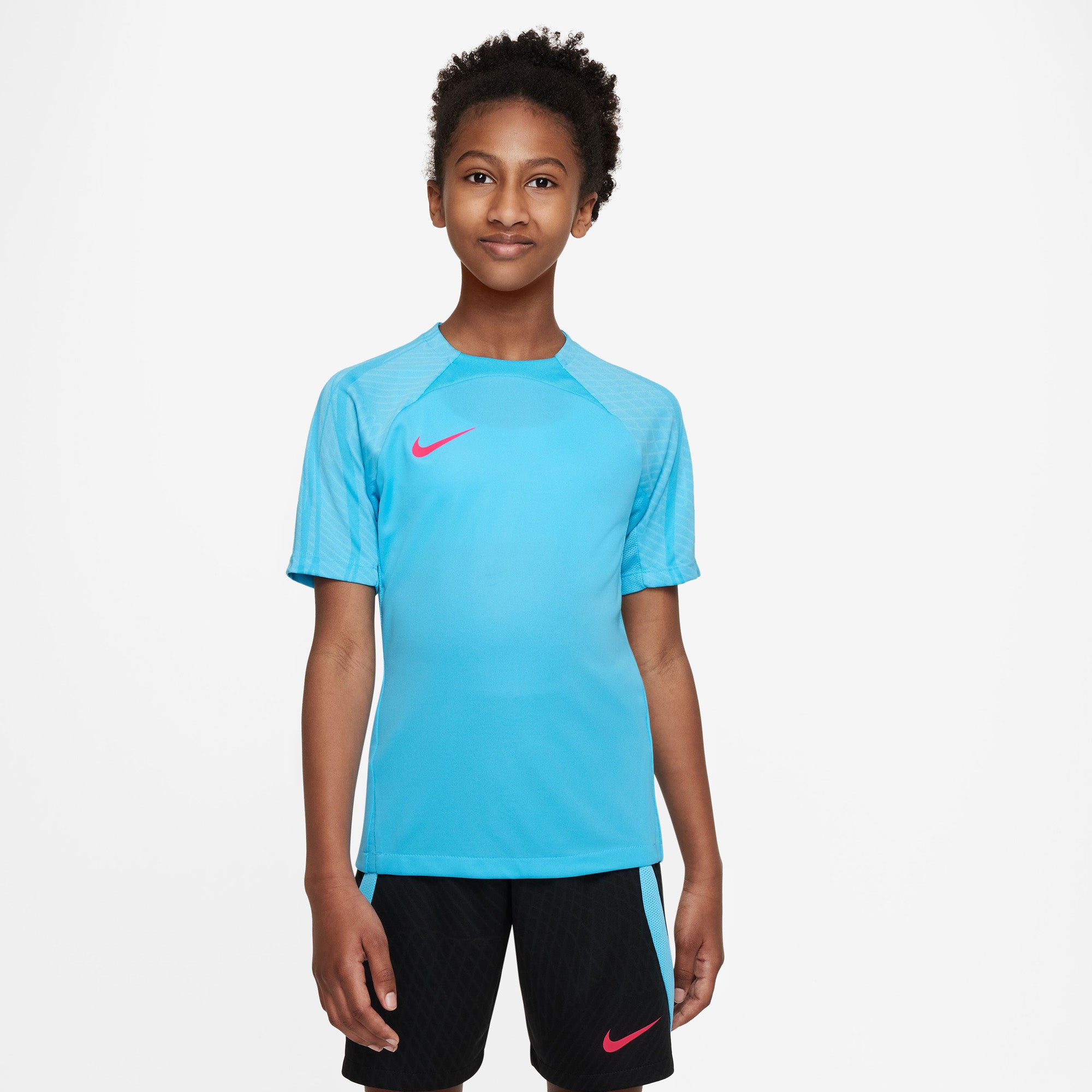 Dri-FIT Strike kids shirt