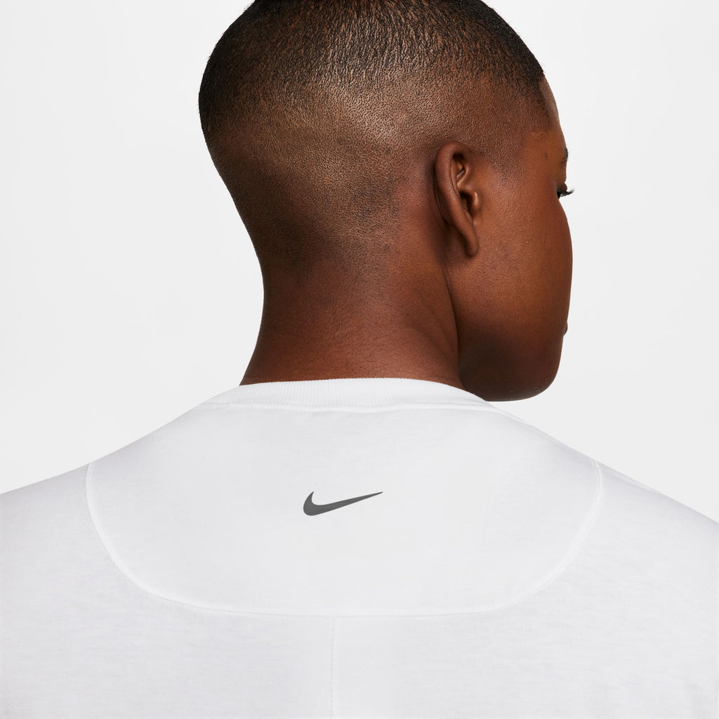 One Relaxed shortsleeve shirt