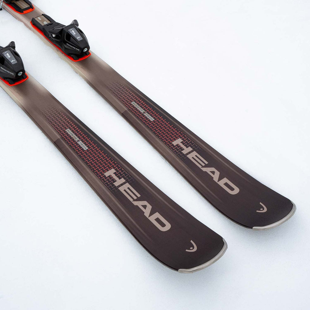 Discovery 78 Pro ski's