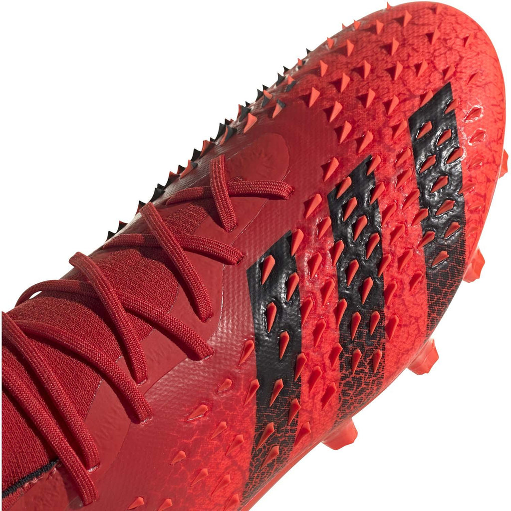Predator Freak .1 AG. Multinockenschuh UK-Gr.