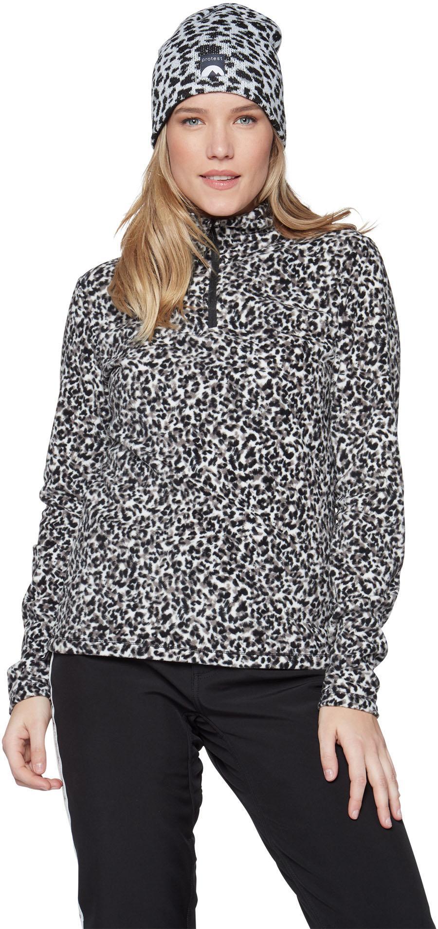 fuzzy 1/4 zip top