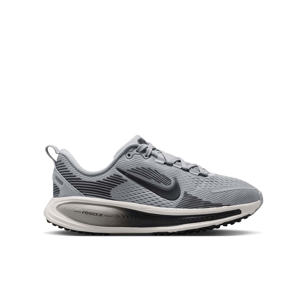 Vomero 18 Big Kids' Road Running Hardloopschoenen