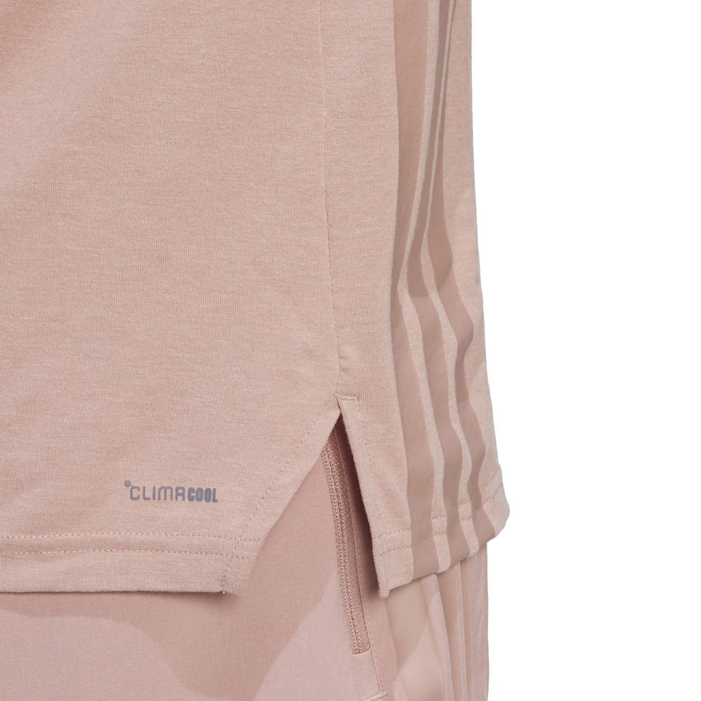 D4t 3s Tee