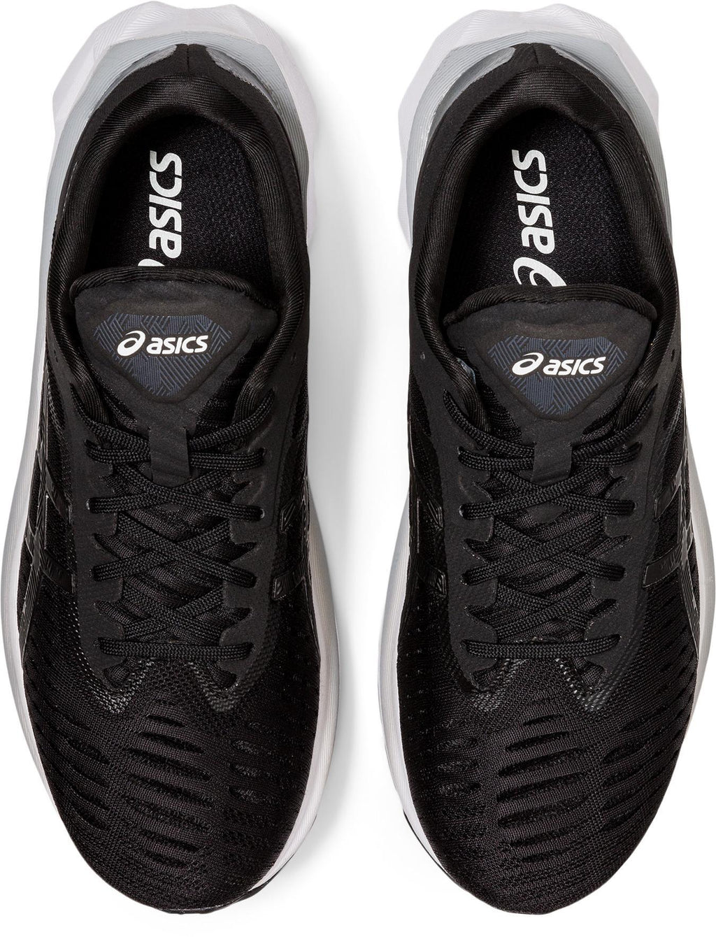 Novablast hardloopschoenen