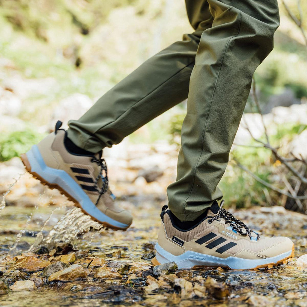 Terrex AX4 GTX. Adventureschuh UK-Gr.
