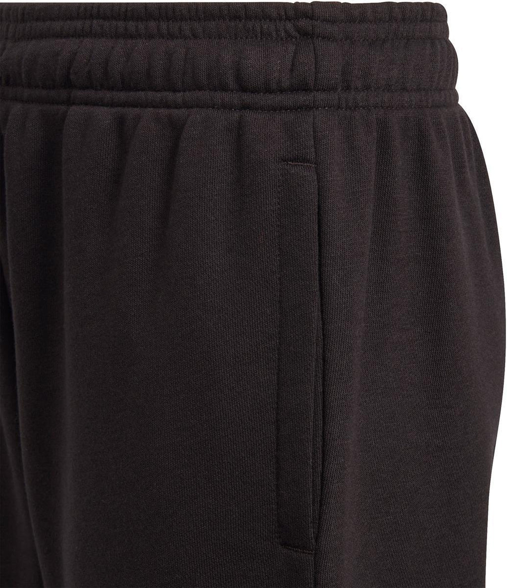 Essentials short