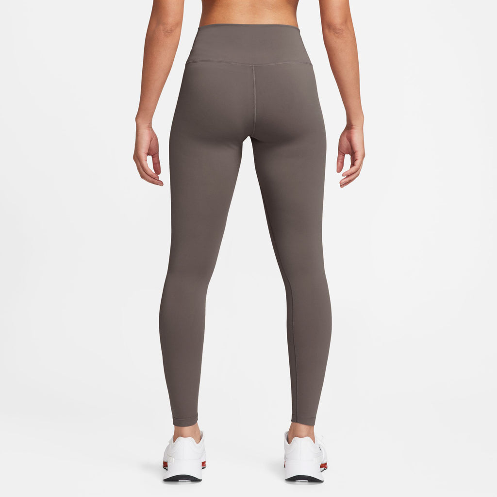 One Dri-FIT legging